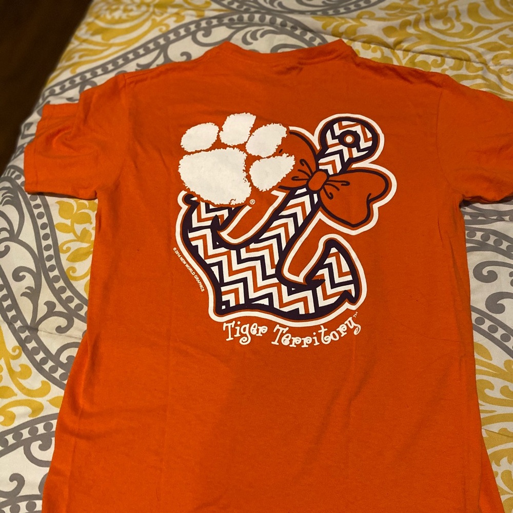 Adult S Clemson tshirt